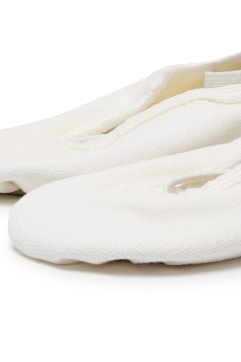 Белые балетки кирза со шнурком