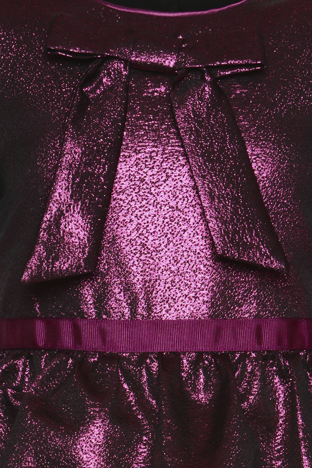 Фиолетовое платье с воланами