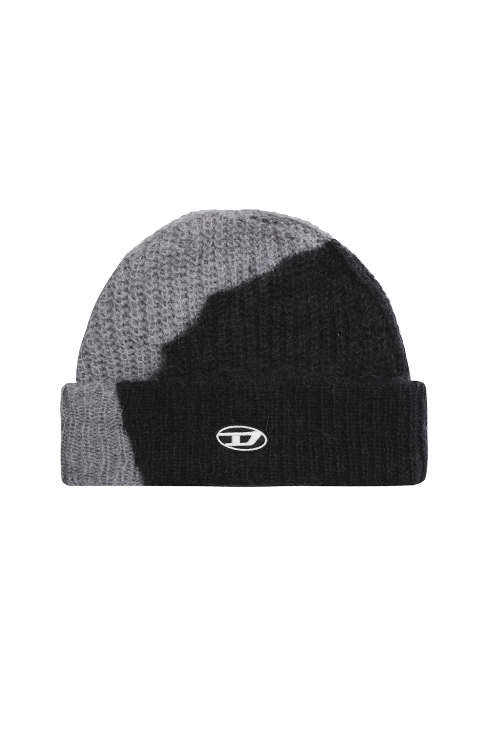 Чёрно-серая шапка с логотипом